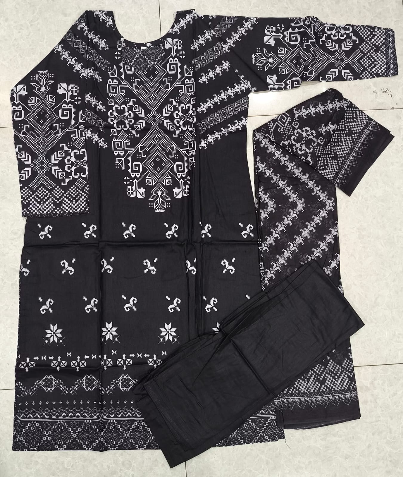 Miss World Black & White Pakistani Lawn Readymade Suit | Pure Cotton Lawn with Dupatta