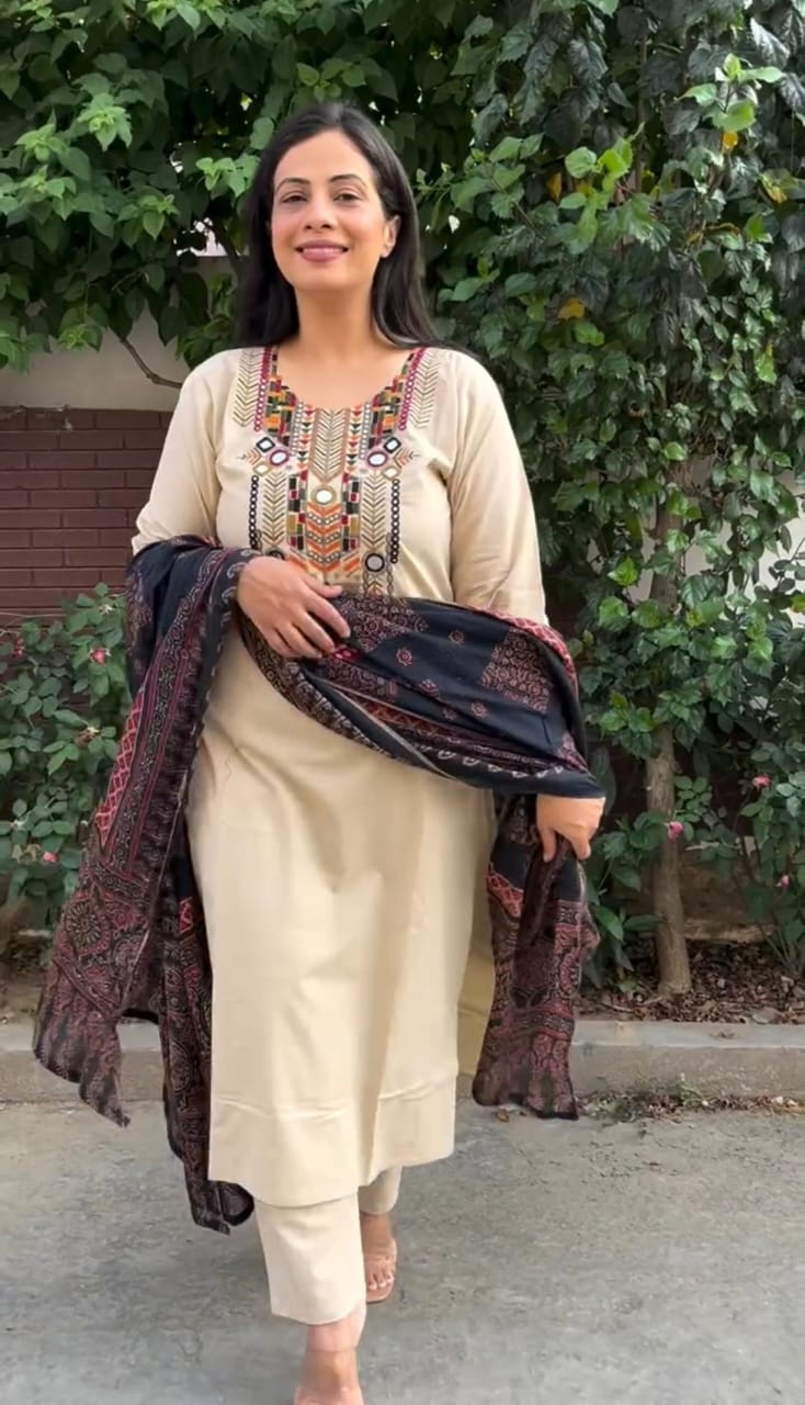 Pure Cotton Embroidered Kurti Set with Pant & Dupatta – Heavy Embroidery & Gotta Lace Work